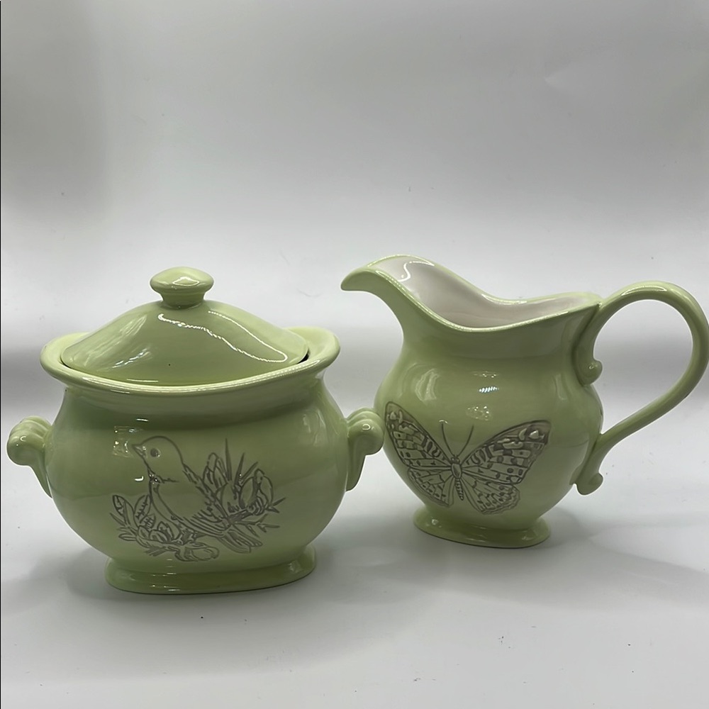 Green Ceramic Sugar Bowl and Creamer Set